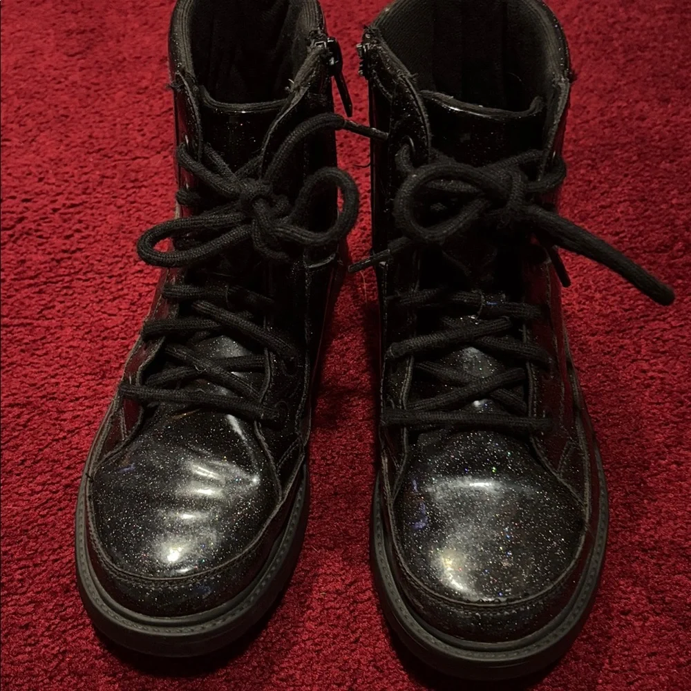 Uggs Black patent leather Glitter Combat Boots girls 3